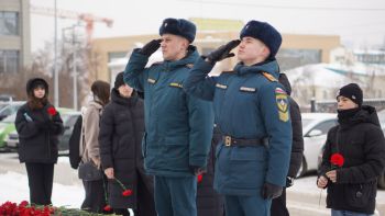 Личный состав института почтил память молодогвардейцев