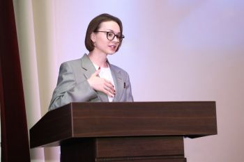 Председатель Екатеринбургской городской Думы Анна Гурарий посетила Уральский институт ГПС МЧС России