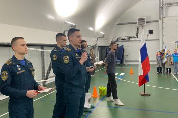 Курсанты института провели военно-патриотические игры для школьников