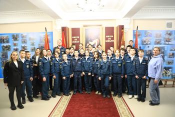Кадеты познакомились с жизнью института