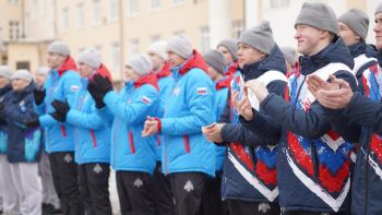 Личный состав института проводил зиму весёлыми соревнованиями