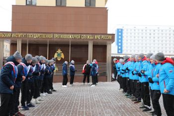 Личный состав института проводил зиму весёлыми соревнованиями