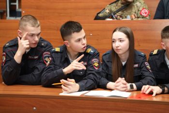 Слава Великой Победе: на площадке Уральского института ГПС МЧС России прошла историческая игра