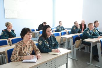 Показательное практическое занятие на кафедре пожарной безопасности в строительстве