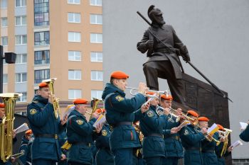 С огнем в сердце и верой в дело