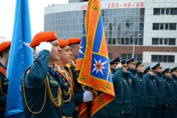 С огнем в сердце и верой в дело