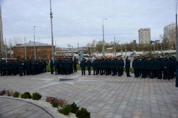С огнем в сердце и верой в дело