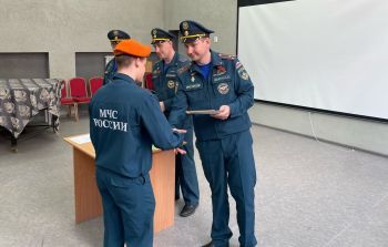 Кадетам – честь, школе – слава