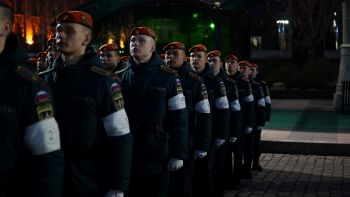 В Екатеринбурге прошла первая ночная репетиция Парада Победы