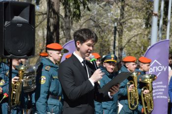 Духовой оркестр института принял участие в торжественных митингах ко Дню Победы