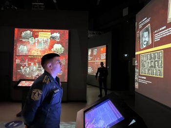 Личный состав института прикоснулись к истории фронтовой медицины