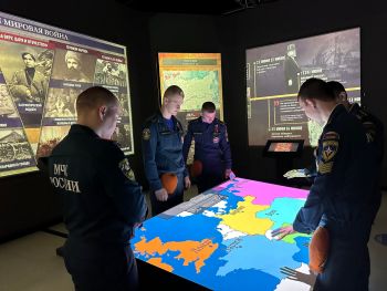 Личный состав института прикоснулись к истории фронтовой медицины