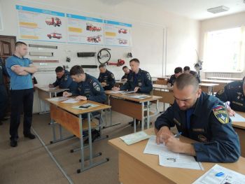 В вузе состоялся выпуск водителей внедорожных автомототранспортных средств