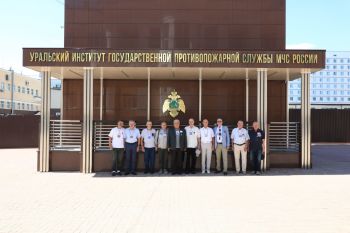 Пятьдесят лет спустя: выпускники вновь в стенах института