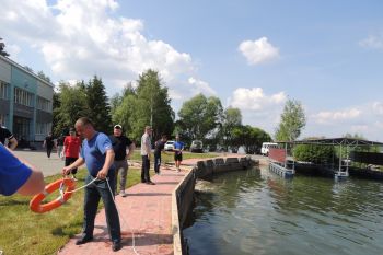 В институте слушатели повысили квалификацию по оказанию первой помощи на воде