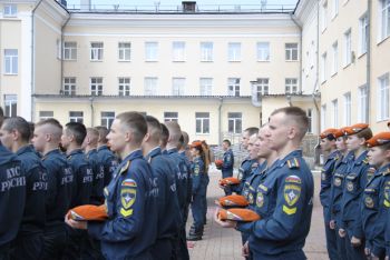 Минута молчания — в память о героях