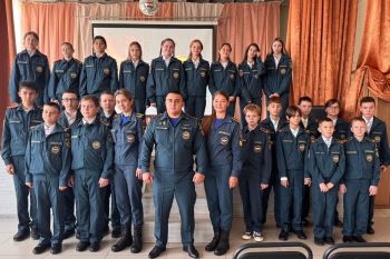 Личный состав института провел открытый урок для кадетов
