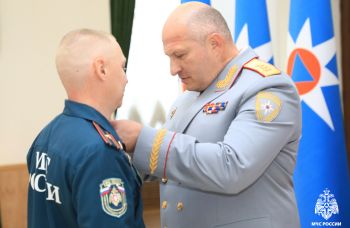Александр Куренков принял участие в торжественной церемонии по случаю принятия Присяги в Уральском институте ГПС МЧС России
