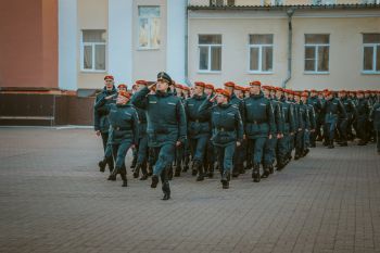 В Уральском институте ГПС МЧС России состоялось еженедельное построение