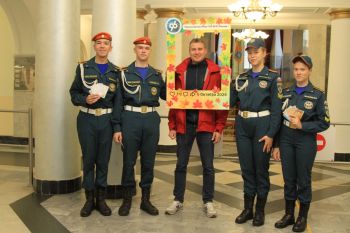 Торжественной встречей и яркими эмоциями: в Уральском институте ГПС МЧС России встретили профессорско-преподавательский состав в преддверии Дня учителя!
