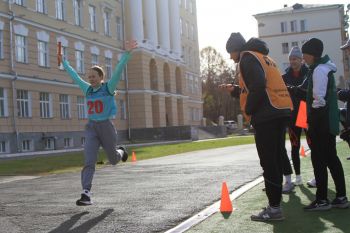 Спортивный старт в честь 35-летия МЧС России: в Уральском институте ГПС МЧС России зажглось «Пламя» спартакиады!