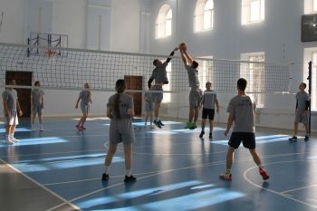 Спортивный старт в честь 35-летия МЧС России: в Уральском институте ГПС МЧС России зажглось «Пламя» спартакиады!