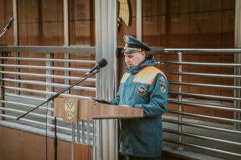 Традиционное еженедельное построение личного состава 