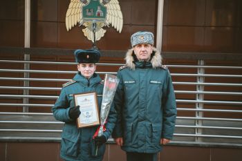 В институте состоялось еженедельное построение В институте состоялось еженедельное построение