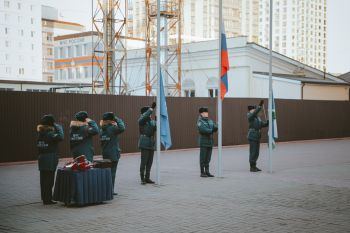В институте состоялось еженедельное построение В институте состоялось еженедельное построение