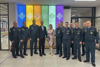 Делегация института посетила школу №300 «Перспектива» Делегация института посетила школу №300 «Перспектива»