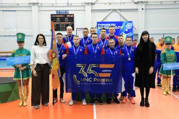 В Екатеринбурге определились сильнейшие волейболисты среди вузов МЧС России