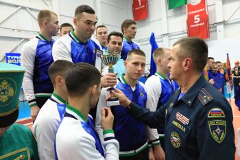 В Екатеринбурге определились сильнейшие волейболисты среди вузов МЧС России