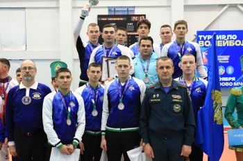 В Екатеринбурге определились сильнейшие волейболисты среди вузов МЧС России