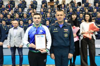 В Екатеринбурге определились сильнейшие волейболисты среди вузов МЧС России