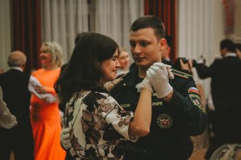 В ритме вальса В ритме вальса