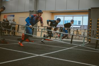 В Уральском институте ГПС МЧС России состоялись соревнования по пожарно-спасательному спорту, посвященные открытию спортивного сезона 2025-2026 учебного года