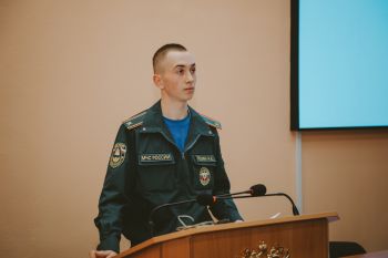 В институте состоялся региональный круглый стол «Физика атома. Солнечная и ядерная энергия. Проблемы и безопасность»