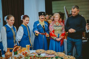 В Екатеринбурге выбрали главную маму Урала, в номинации интернет-симпатий победила Кристина Свяжина