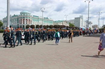 Личный состав института принял участие в общегородском празднике «Хором славим Россию и город»