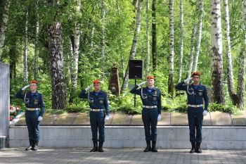 Личный состав института принял участие в митинге, посвященном Дню памяти и скорби