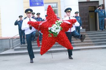 На Аллее выпускников заложили новые плиты