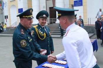 На Аллее выпускников заложили новые плиты