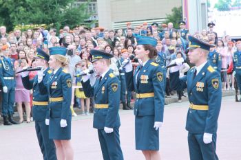 83-й выпуск специалистов в институте – пополнение рядов МЧС России