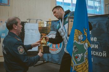 «Кубок Виктора Алексеевича Кобцева»: сборная Уральского института ГПС МЧС России завоевала серебро