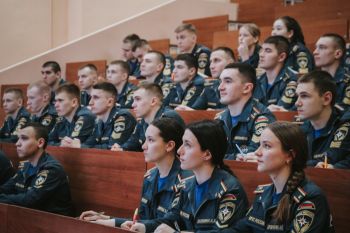 Младший начальствующий состав института посетил первое занятие по служебно-боевой подготовке в новом 2026 году