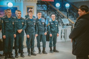 Практика на объекте культуры — выездное занятие курсантов в театре эстрады