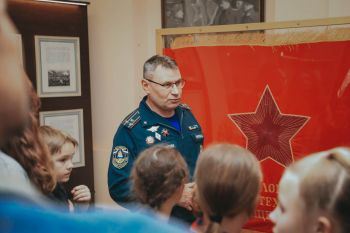 Воспитанники воскресной школы посетили институт