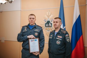 Начало рабочей недели в Уральском институте ГПС МЧС России