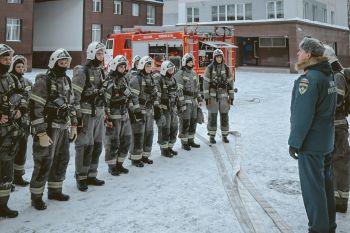 На кафедре Пожаротушения и аварийно-спасательных работ прошли практические занятия