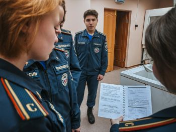 Курсанты и студенты приняли участие в научном семинаре Курсанты и студенты приняли участие в научном семинаре